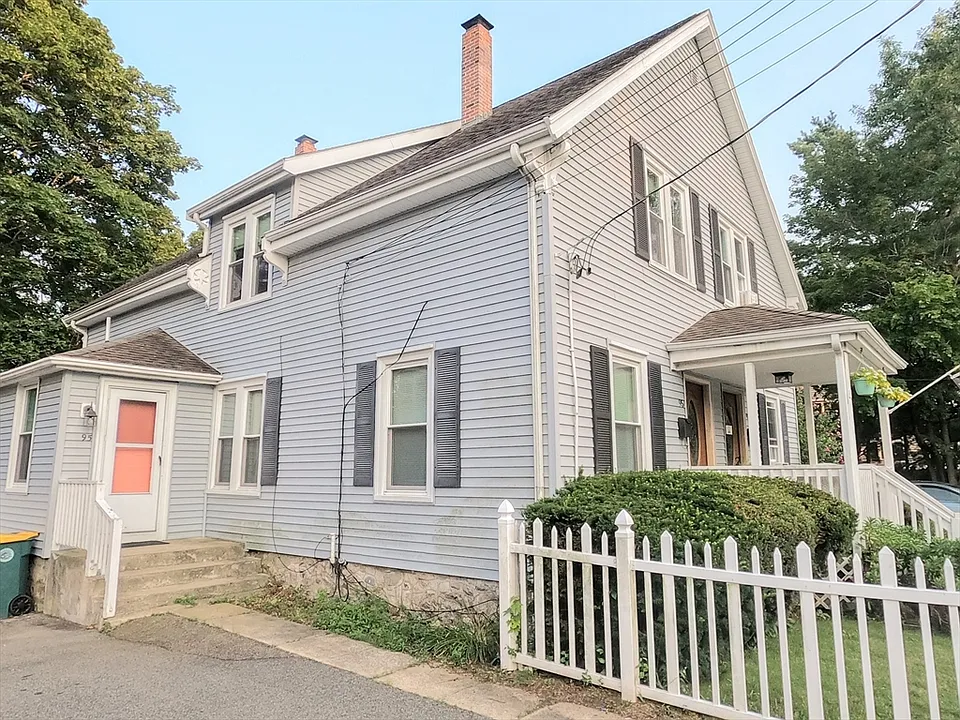 95 Temple St #1