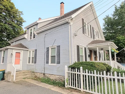 95 Temple St #1 Photo 1