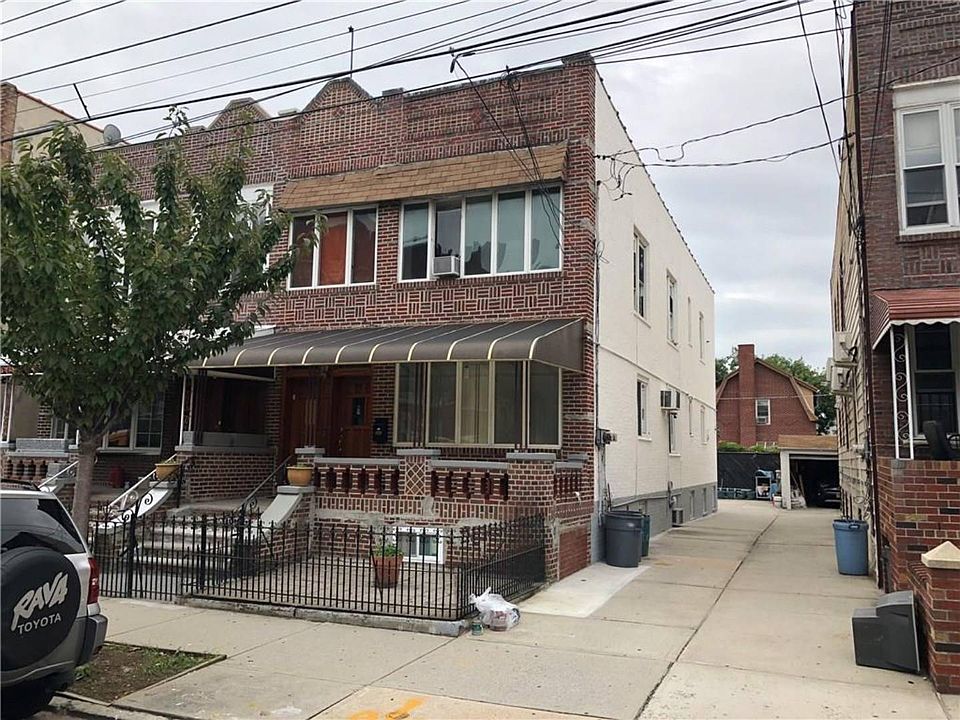 1st image of 2424 82nd St #1