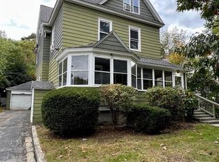 19 Englewood Ave, Worcester, MA 01603
