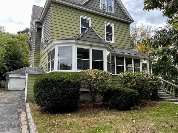 19 Englewood Ave, Worcester, MA 01603