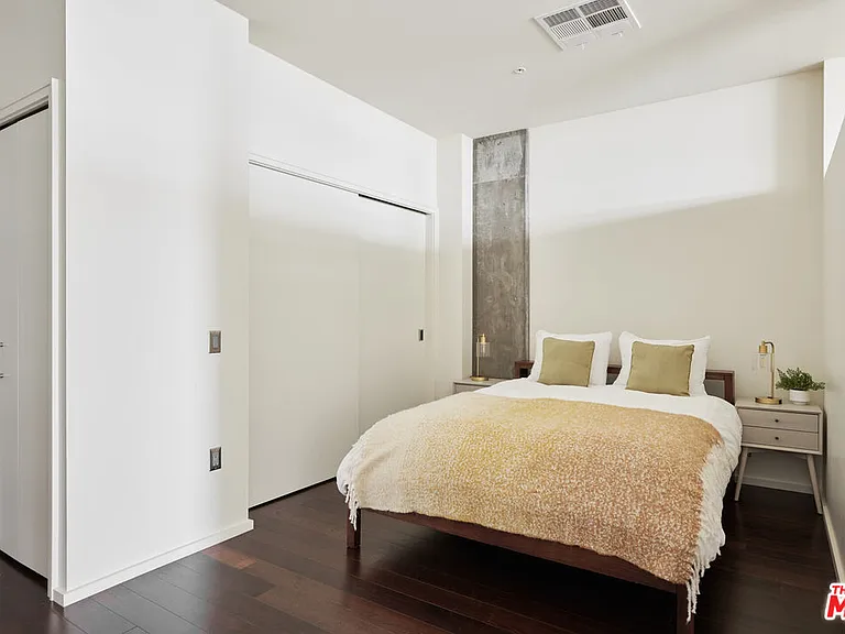 1155 S Grand Ave #1307 — Photo 11