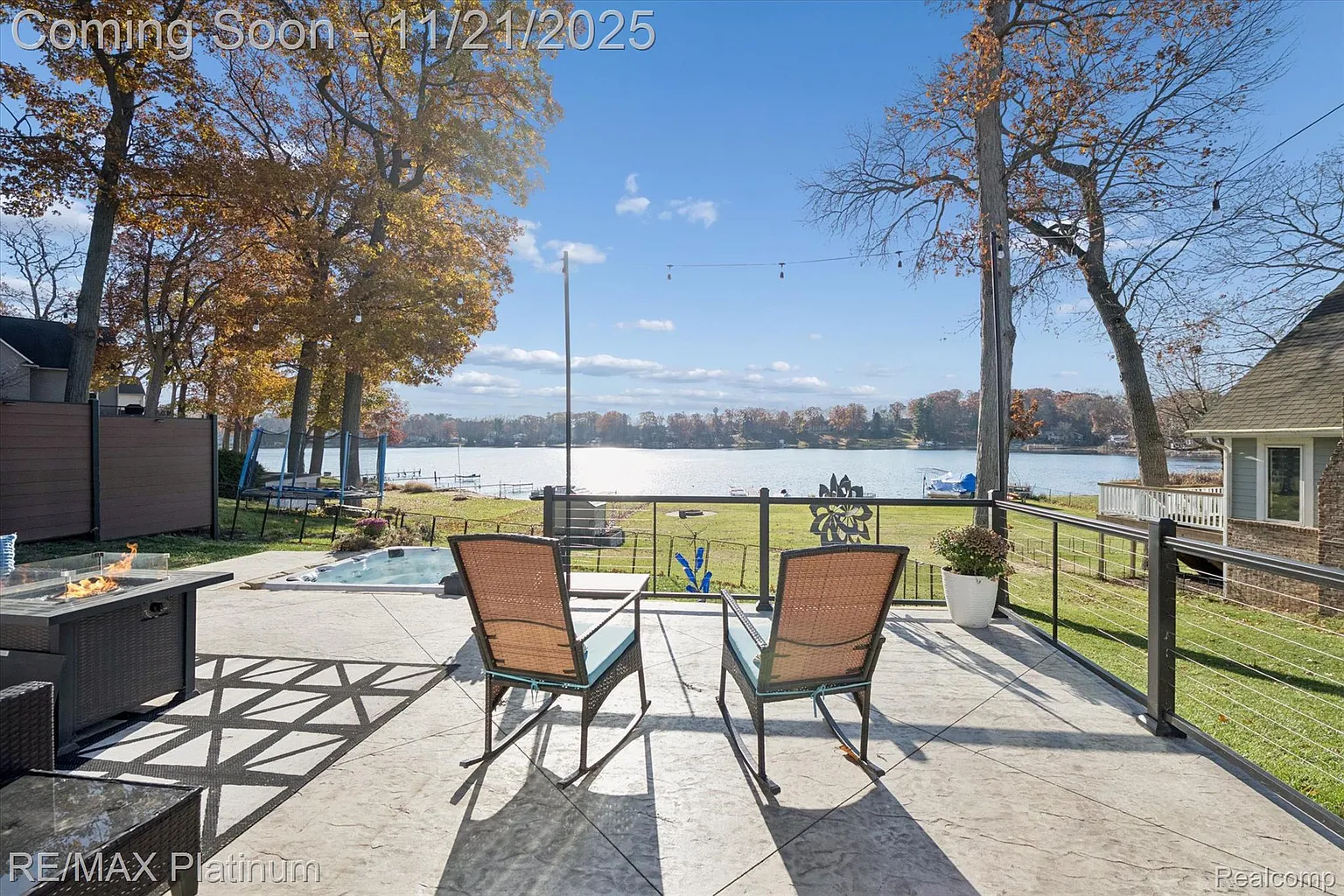 4009 Highcrest Dr photo 1