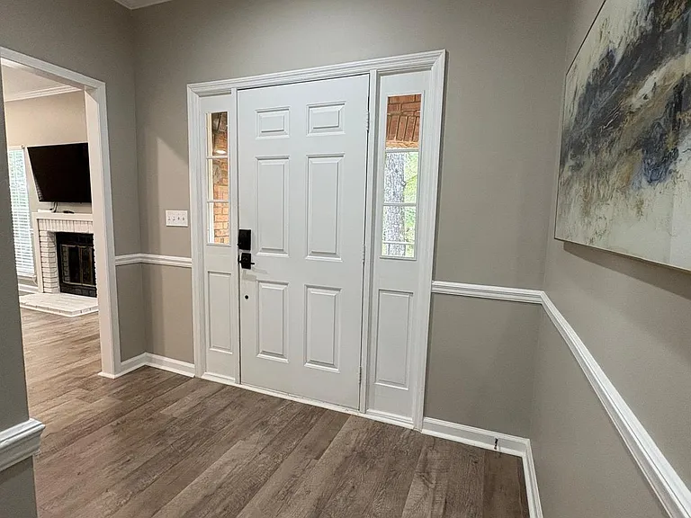 2034 Waterford Pl — Photo 1