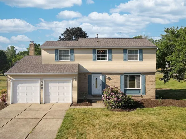 900 Berkshire Dr, Macedonia, OH 44056
