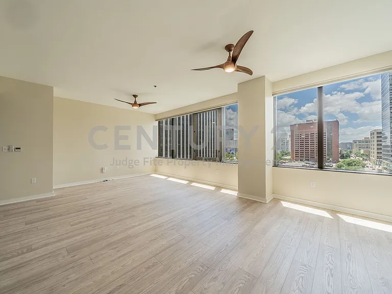1200 Main St #506 — Photo 12