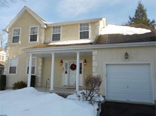 401 Castello Ave, Hatboro, PA 19040