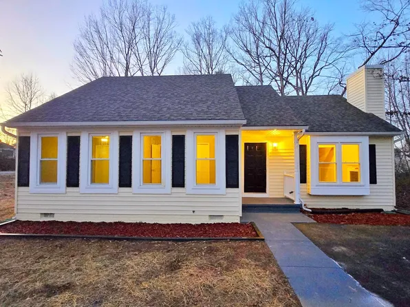 2 Bryant Blvd, Stafford, VA 22556