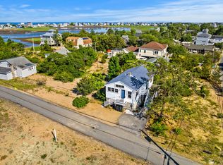 122 Old Point Rd, Newburyport, MA 01950