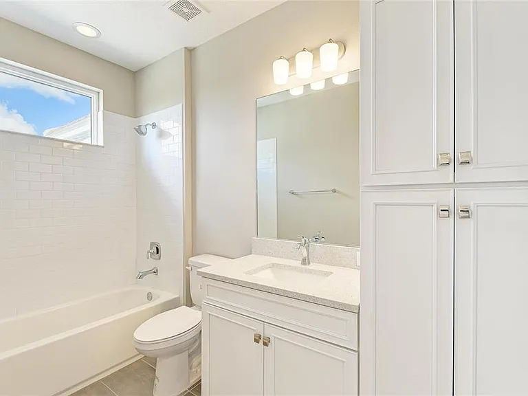 4745 Antrim Dr — Photo 55