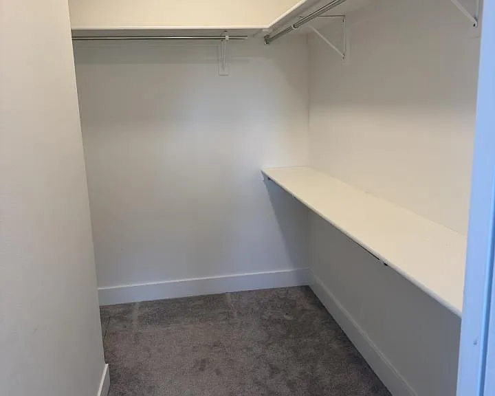 807 Bitterbrush St — Photo 4