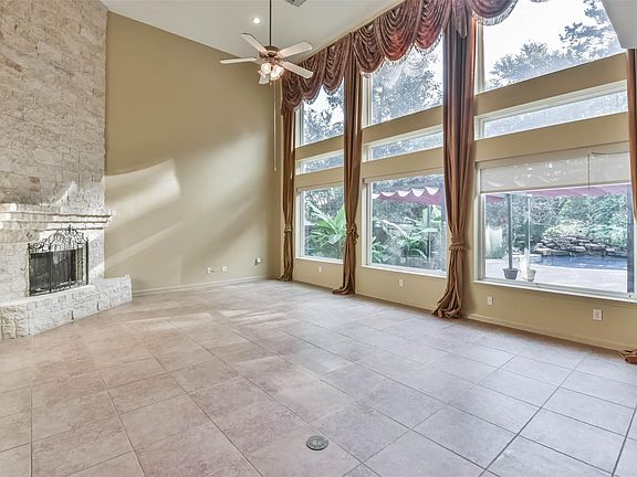 5th image of 11910 E Border Oak Dr