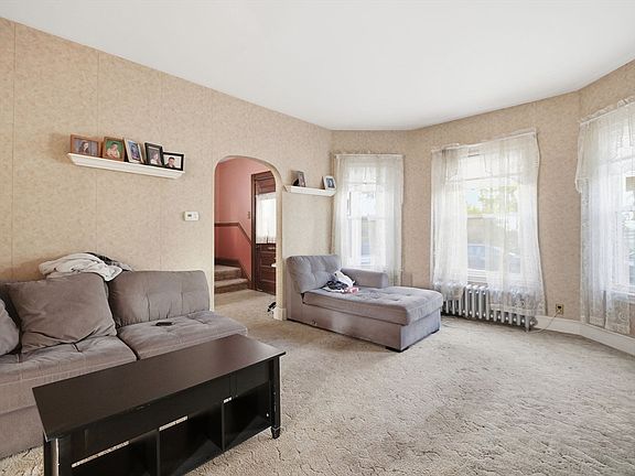 5th image of 7 Sheldon St