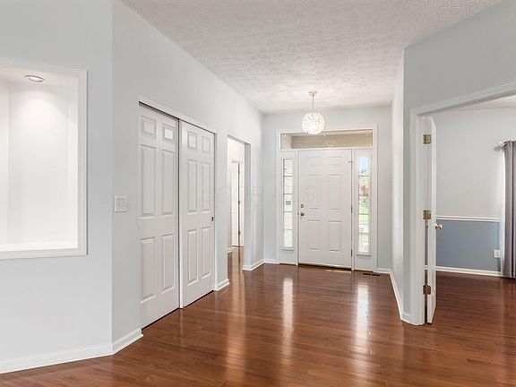 3rd image of 6252 Clover Pl