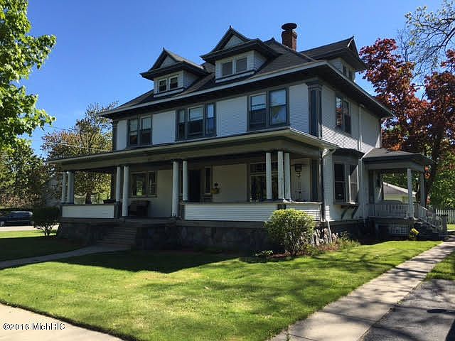 1st image of 110 N Columbia Ave