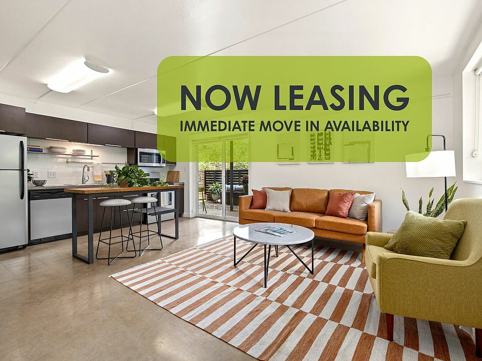 NOW LEASING