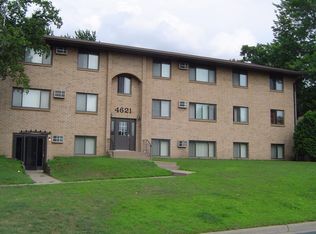 4621 University Ave NE, Columbia Heights, MN 55421