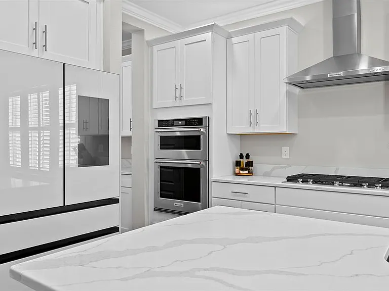 2702 W Cass St — Photo 8