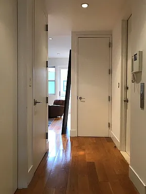 Rented by Veracity NYC LLC | media 18