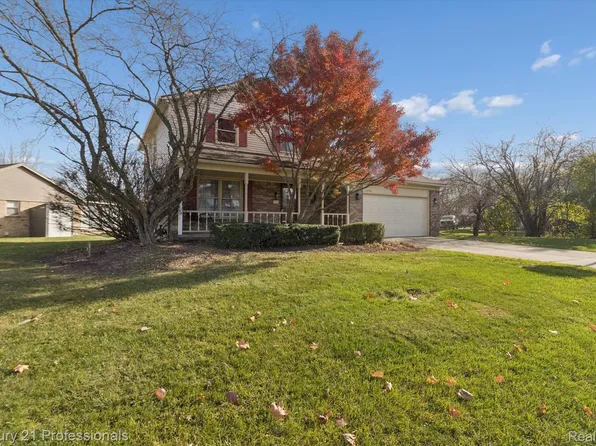16550 Huff St, Livonia, MI 48154