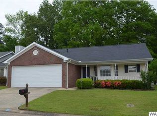8325 Meadowlake Village Dr, Northport, AL 35473