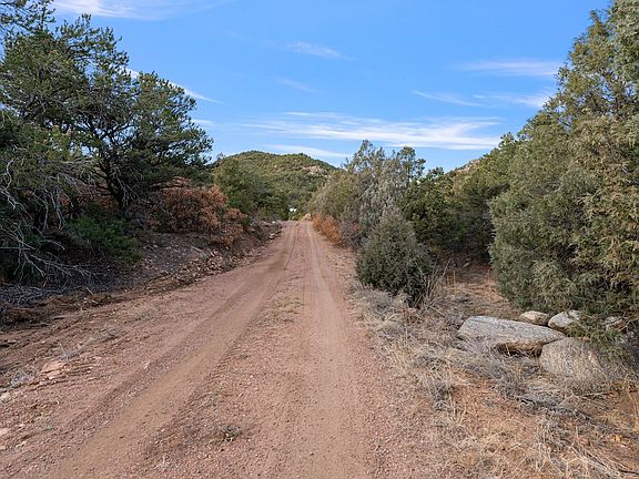 Sunnybrook Trail - Road Frontage