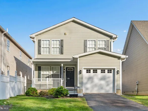 311 E 4th Ave, Ranson, WV 25438