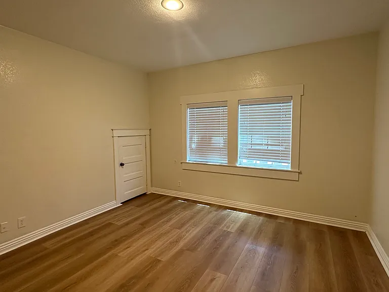 402 S Sycamore St #402 — Photo 26