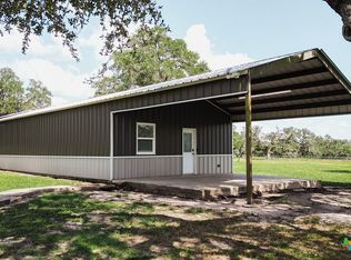 297 Moritz Rd, Meyersville, TX 77974