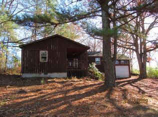 552 Bazzie Dock Rd, Big Rock, TN 37023