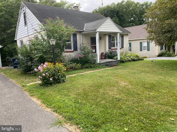1438 Village Rd, Lancaster, PA 17602