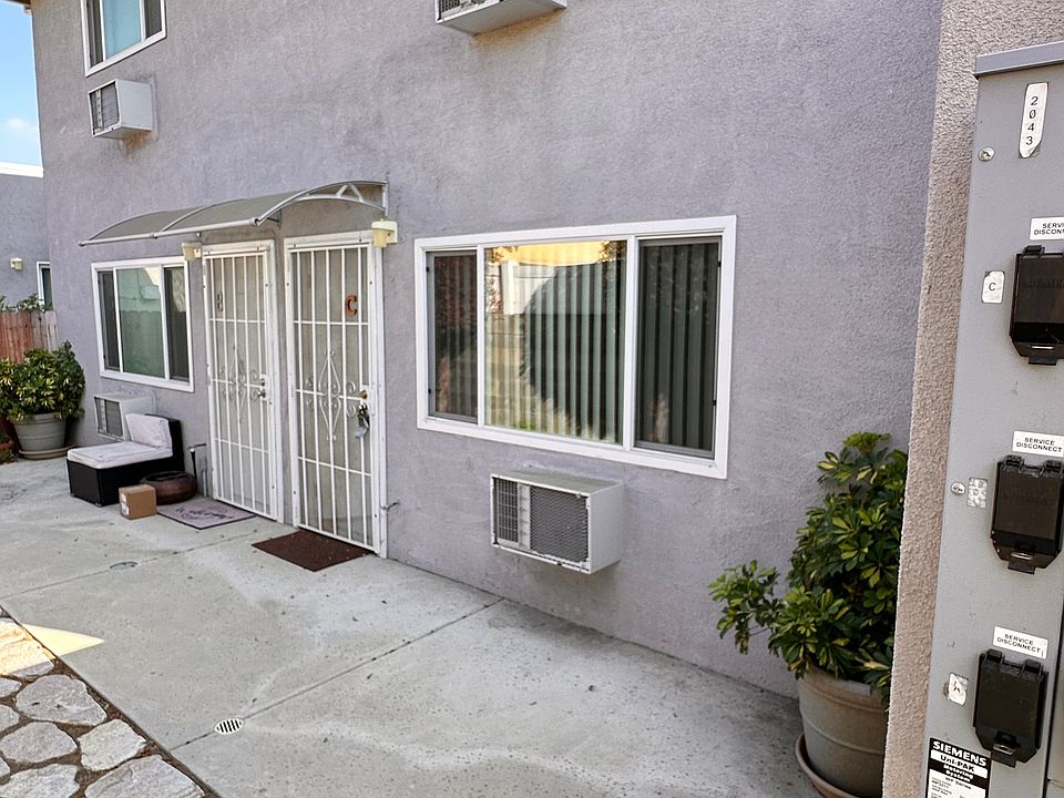 1st image of 2043 N Brighton St #C