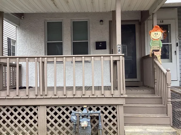 13 W 8th St, Marcus Hook, PA 19061