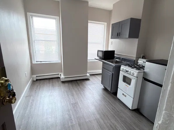 5 Union Ave, Jamaica Plain, MA