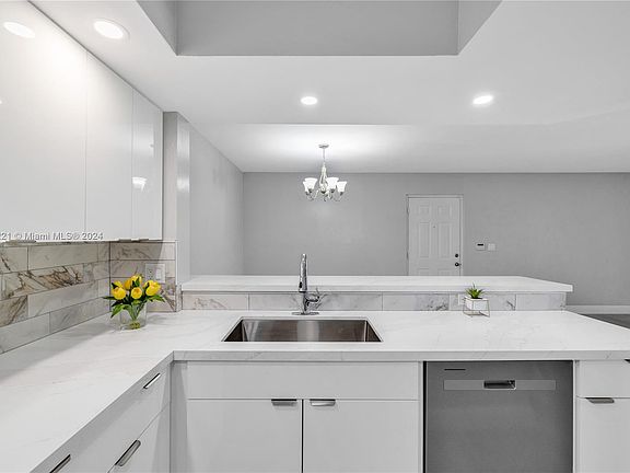 5th image of 18840 NW 57th Ave APT 201