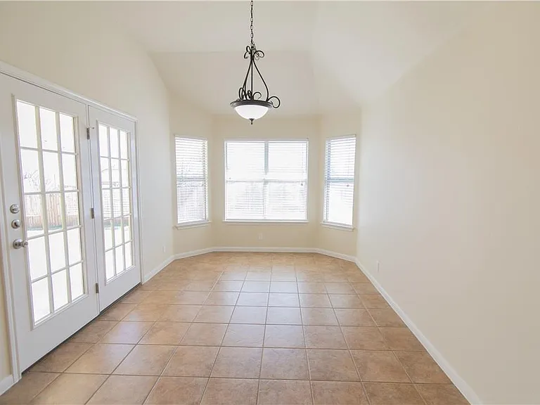 20201 Mustang Island Cir — Photo 6