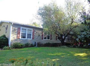 7085 Brantley Gordon Rd, Denton, NC 27239