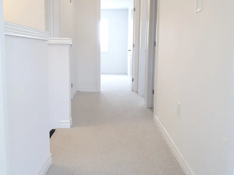 4 Bellhouse Ave — Photo 21