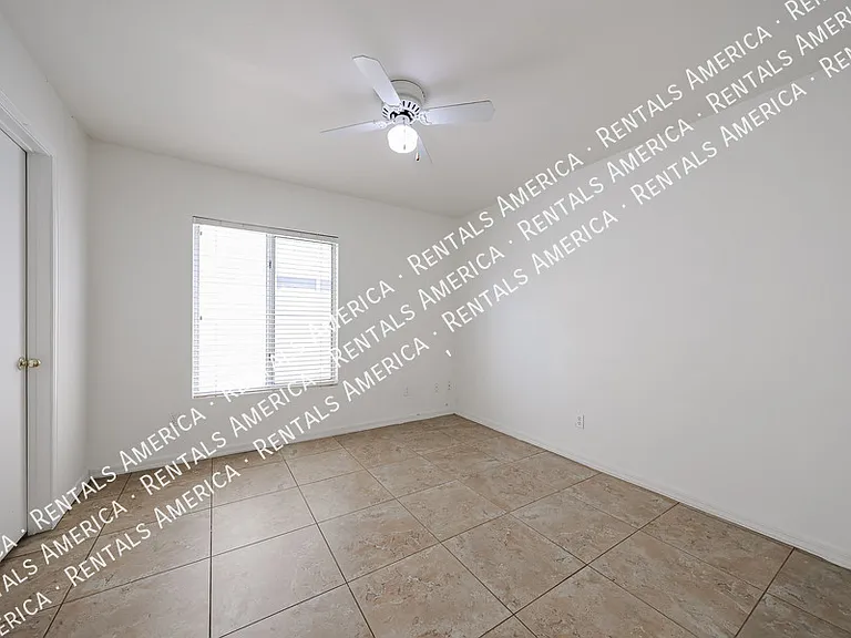 820 N Granada Dr — Photo 15