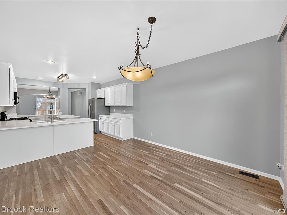 37508 Newburgh Park Cir, photo 26