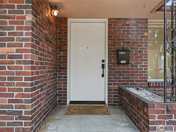 4th image of 710 Princeton Street