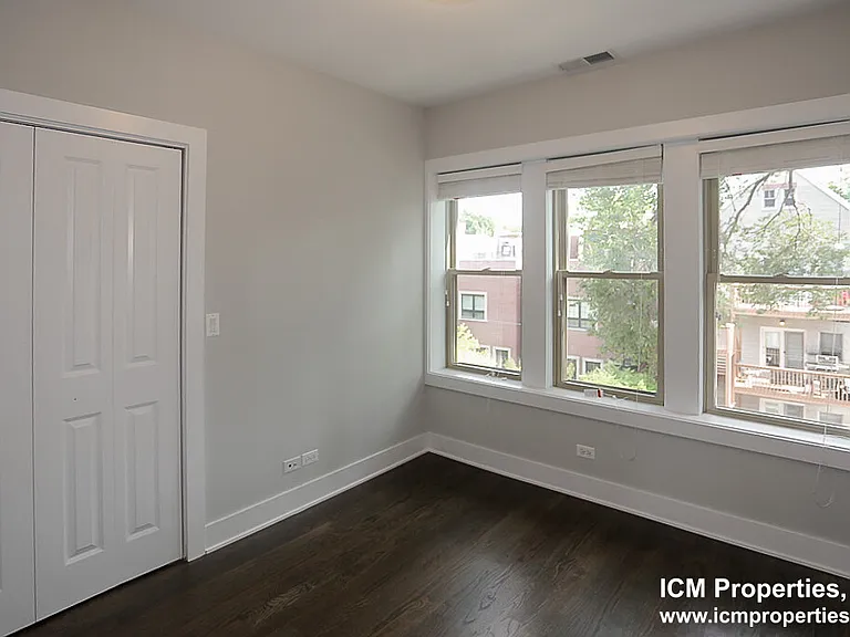 3907 N Janssen Ave #2 — Photo 9