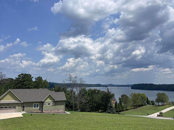 5th image of 2439 Burton Rd