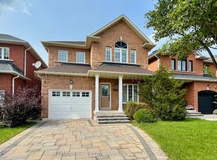 123 Woodbury Cres, Newmarket, ON L3X 2T3