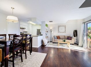 1515 Sandy Springs Rd APT 903, Houston, TX 77042