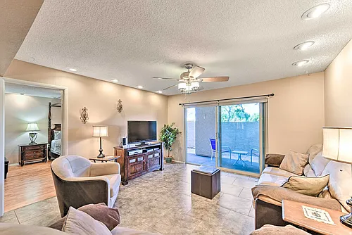 602 N May St #ID1545661P Photo 1
