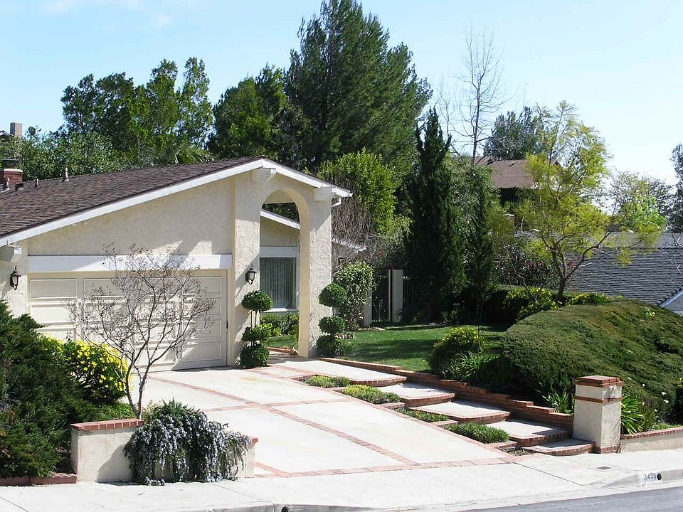 2nd image of 11430 Amigo Ave