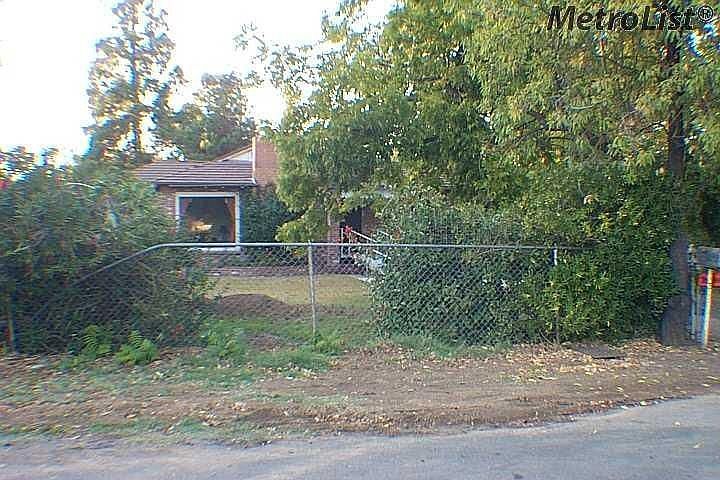 2nd image of 3235 Ermina Dr