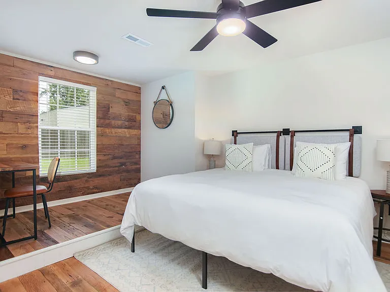 4208 S Rhett Ave #E — Photo 13