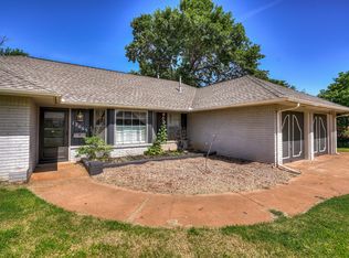 12005 Camelot Dr, Oklahoma City, OK 73120